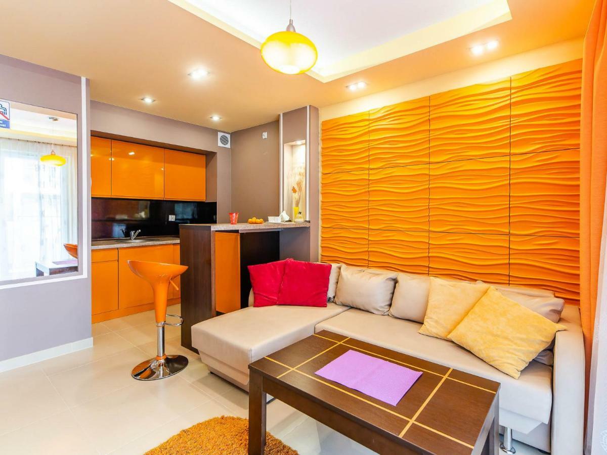 Apartament Pomaranczowy Z Basenem,Sauna-Blisko Morza. 코워브제크 외부 사진
