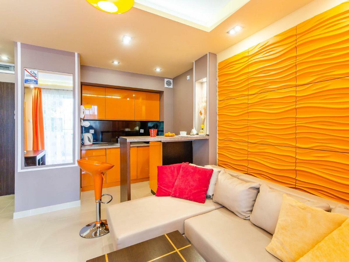 Apartament Pomaranczowy Z Basenem,Sauna-Blisko Morza. 코워브제크 외부 사진