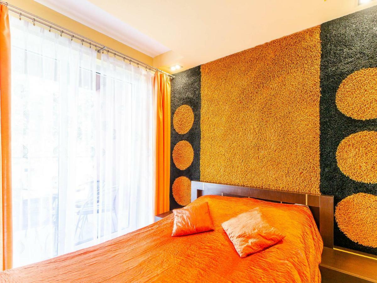 Apartament Pomaranczowy Z Basenem,Sauna-Blisko Morza. 코워브제크 외부 사진