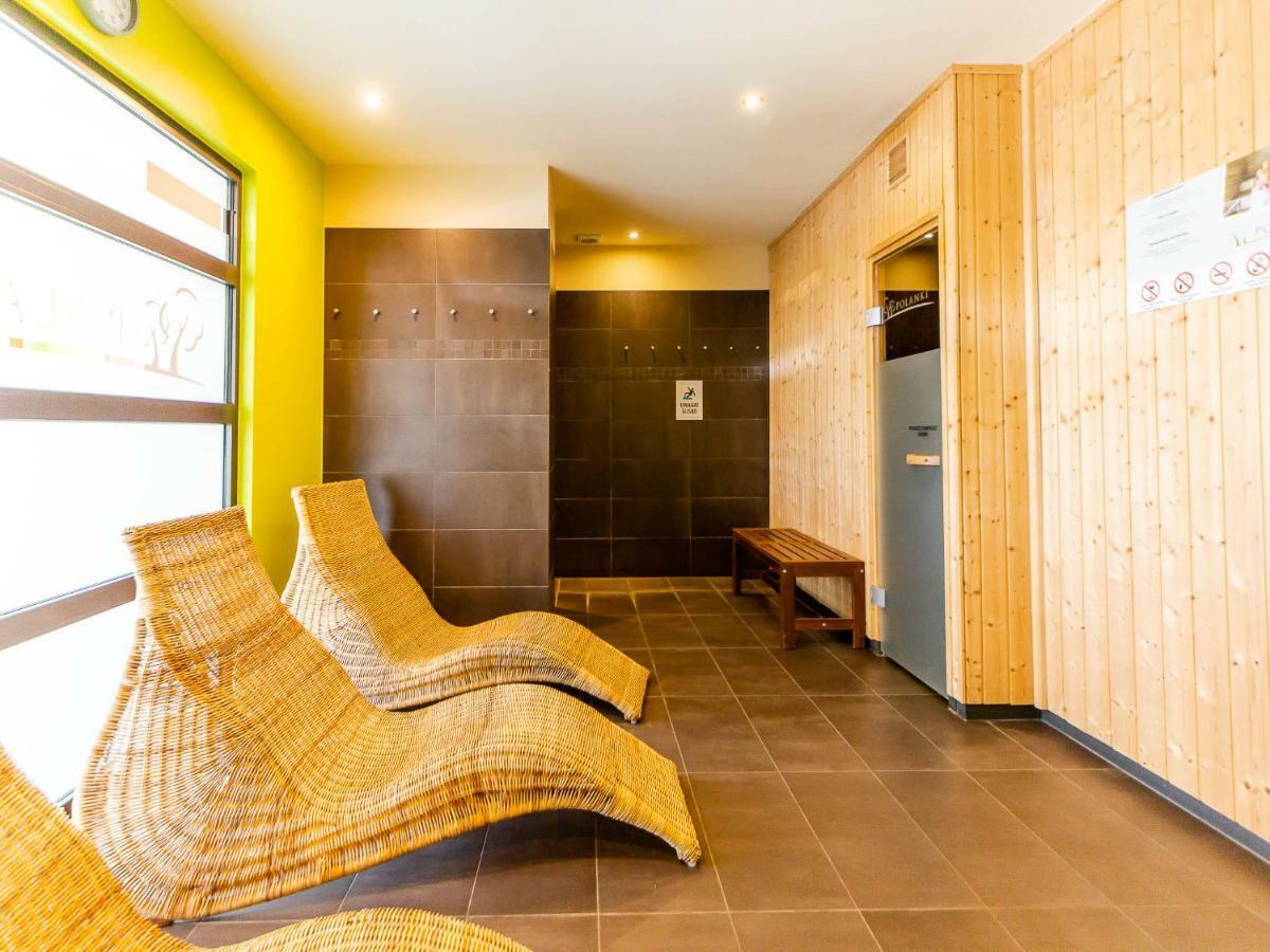 Apartament Pomaranczowy Z Basenem,Sauna-Blisko Morza. 코워브제크 외부 사진